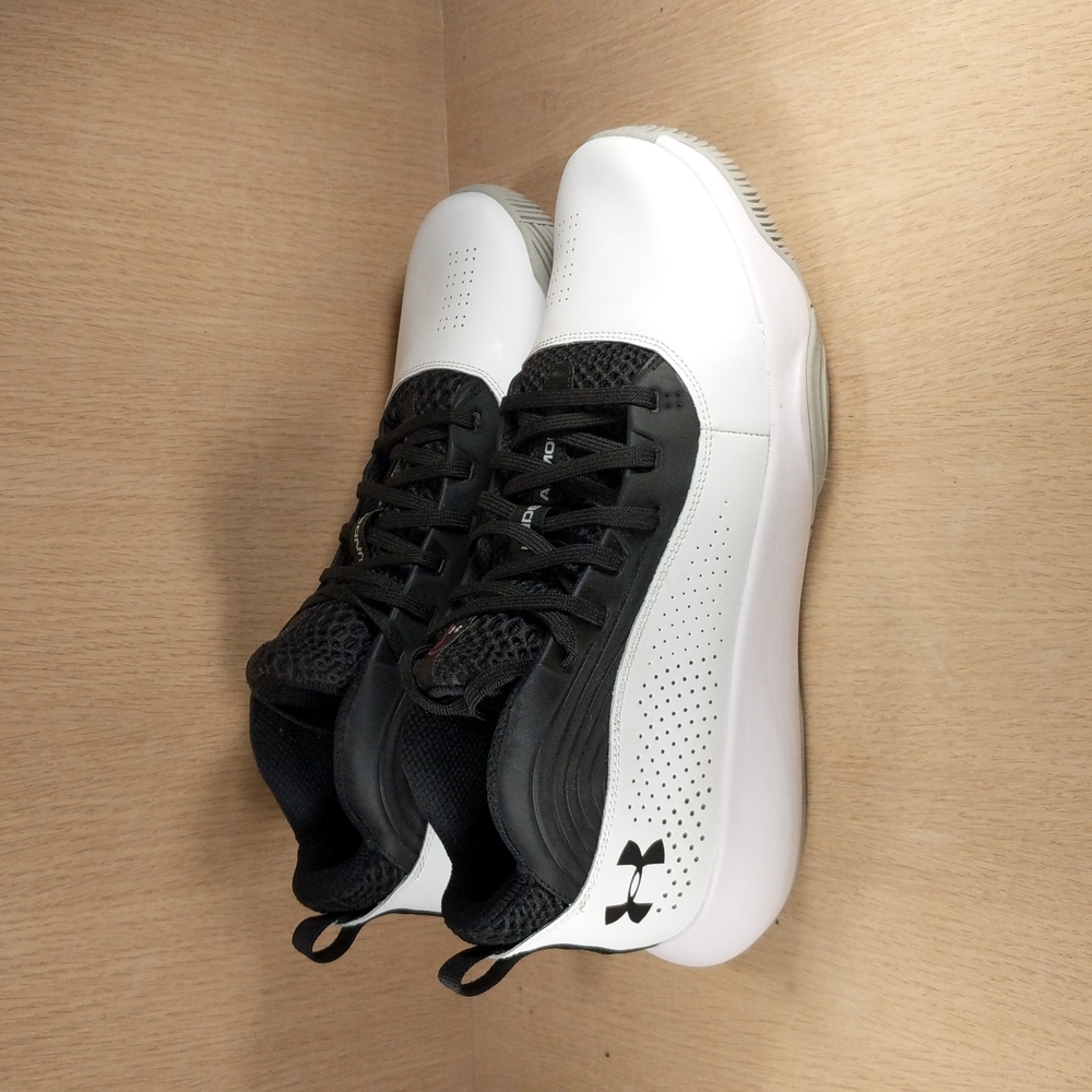 Under Armour Lockdown 4 Men's Basketball Shoes Size 11.5 nwot